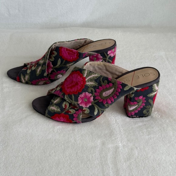 Sole Society Shoes - Sole Society Women's Embroidered Floral Open Toe Heels Shoes 7.5 Chunky Heel
